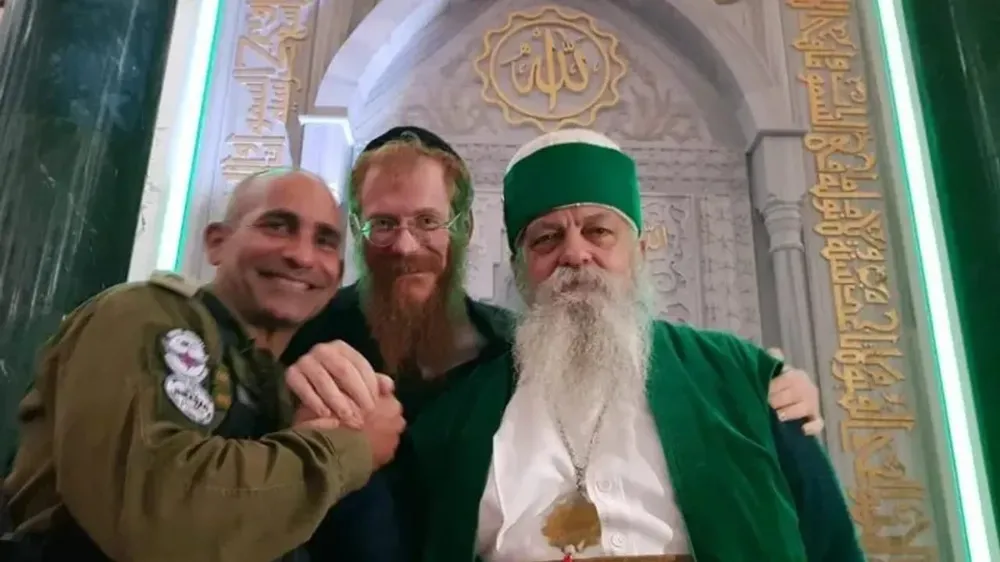 Yahudi sever Bektaşi Mondi