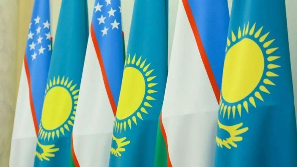 Kazakistan ve Özbekistan vatandaşlarının geçici kayıt olmadan kalış sürelerini artırdı