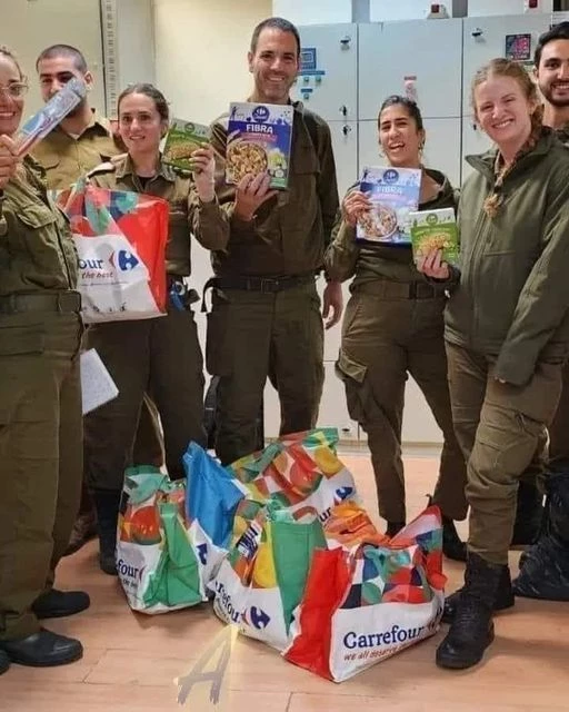 katil devlet askerlerine yardım edilirken