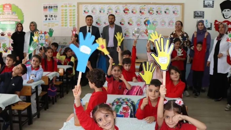 Kahta Devlet Hastanesi’nden ‘Dünya El Yıkama Günü’nde anlamlı etkinlik 