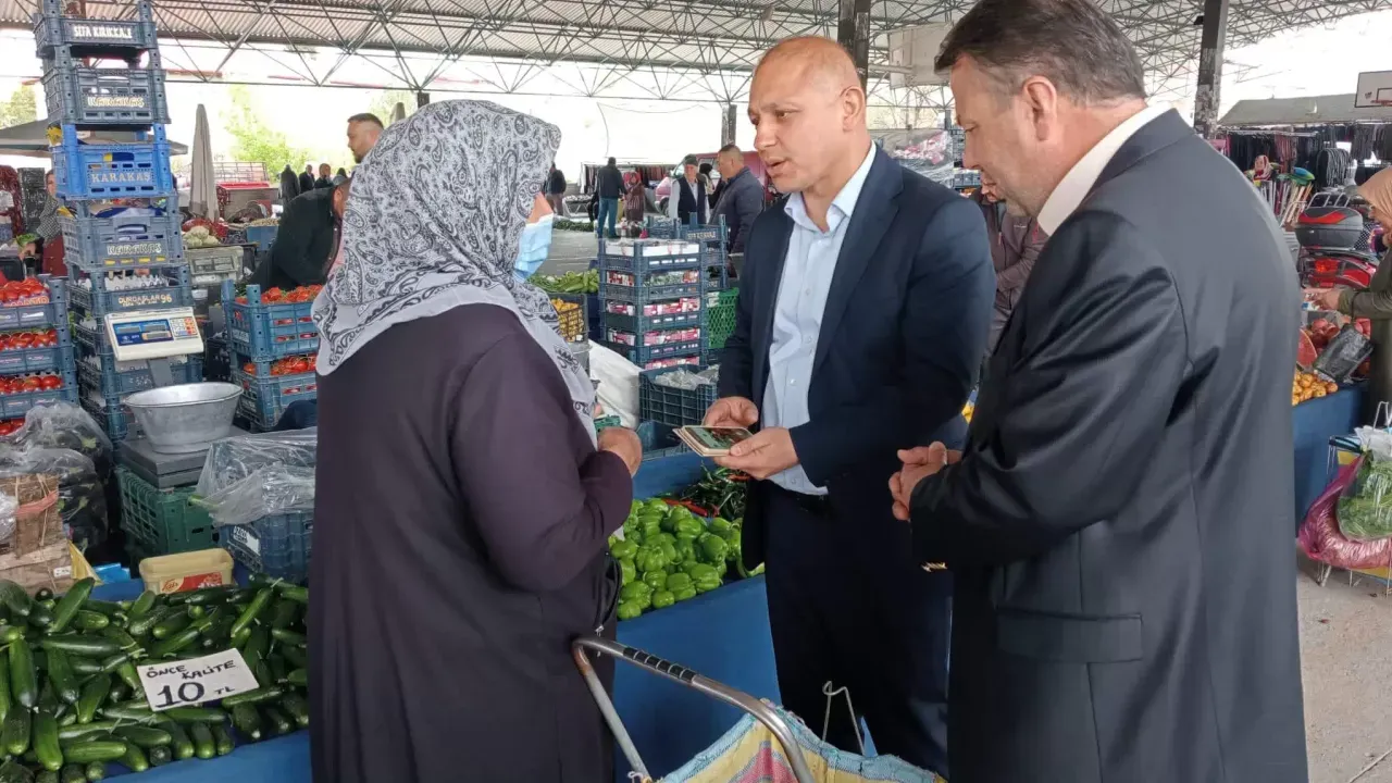 Kırıkkale Belediyesi’nden emeklilere pazar desteği