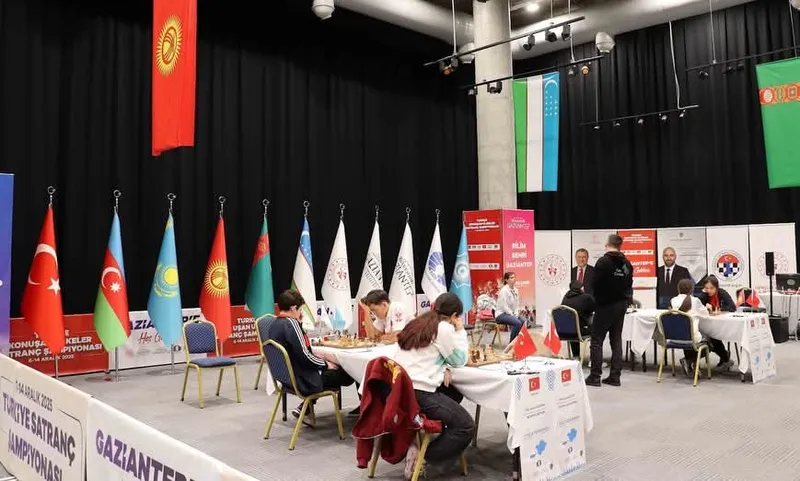 Gaziantep’te Çifte Satranç Şampiyonası Heyecanı Devam Ediyor