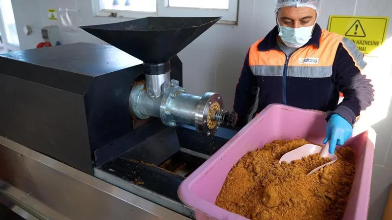 Didim’de atıklar mamaya dönüşüyor