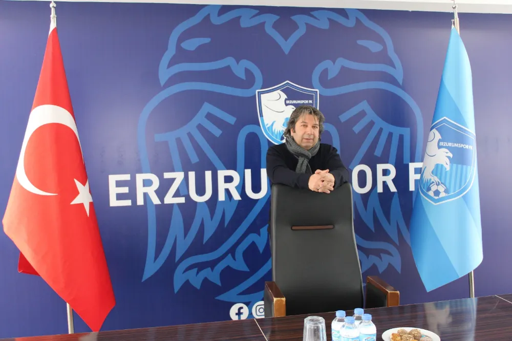 Desinlere rakı içen kırk defa sarhoş olur…